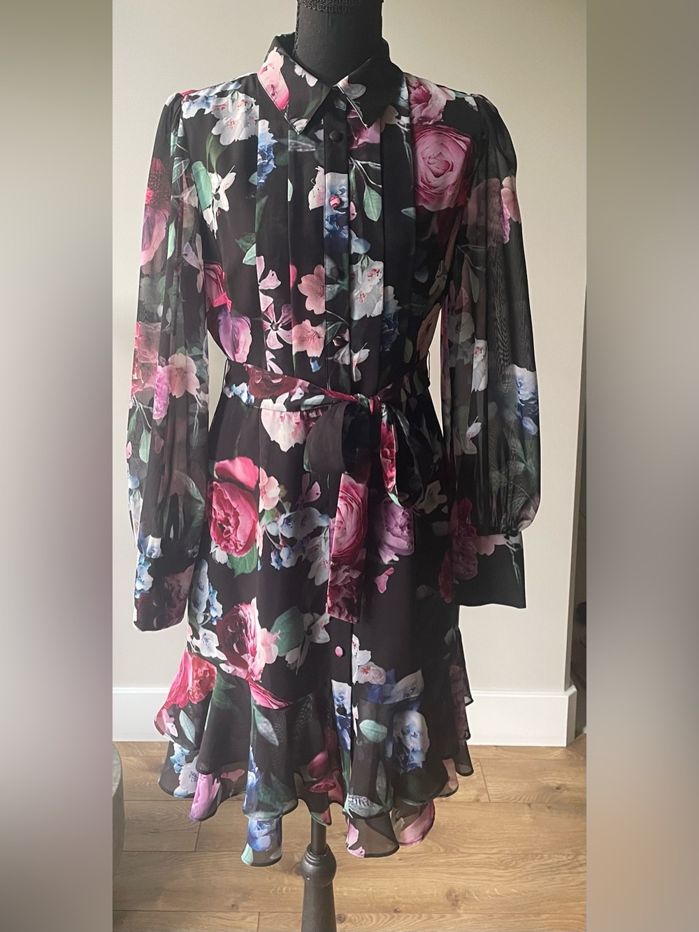 Alex Marie Black Floral Long-Sleeve Collared Tie-Waist Dress